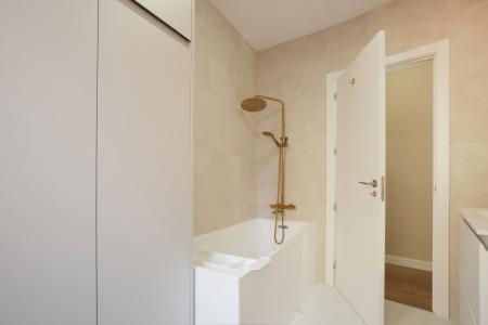 Appartement te huur in Madrid Calle Cabestreros - Calle Embajadores
