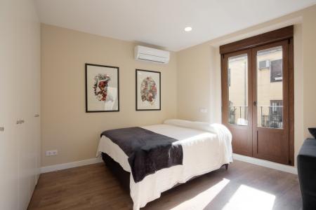 Appartement te huur in Madrid Calle Cabestreros - Calle Embajadores