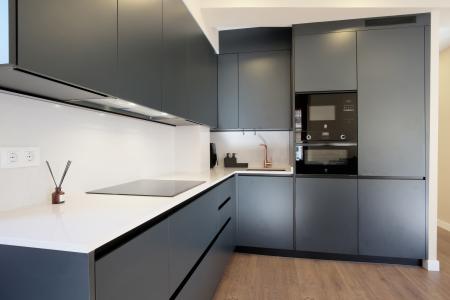 Appartement te huur in Madrid Calle Cabestreros - Calle Embajadores