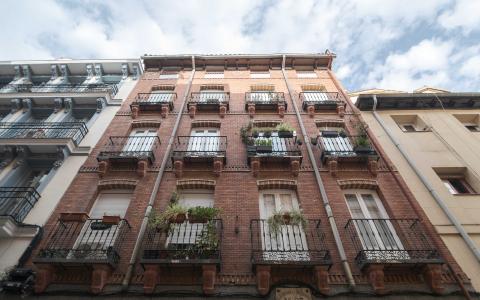 Appartement te huur in Madrid Bastero - Carnero