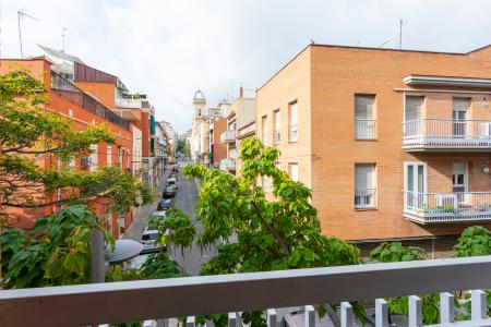 Apartamento en alquiler temporal con tres habitaciones en Guinardó