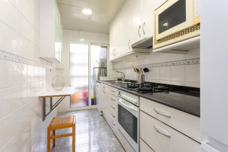 Apartamento en alquiler temporal con tres habitaciones en Guinardó