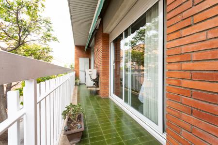 Apartamento en alquiler temporal con tres habitaciones en Guinardó