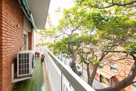 Apartamento en alquiler temporal con tres habitaciones en Guinardó