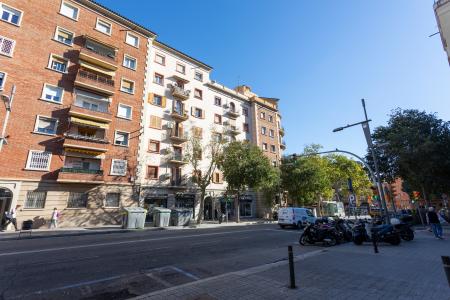 Wohnung zur Miete in Barcelona Pg. Maragall - Avinguda Dels Quinze
