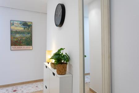 Apartamento en alquiler temporal con dos habitaciones dobles y balcón en Les Corts