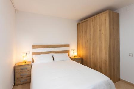 Apartamento en alquiler temporal con dos habitaciones dobles y balcón en Les Corts