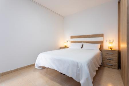 Apartamento en alquiler temporal con dos habitaciones dobles y balcón en Les Corts