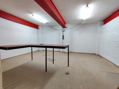 Local en Lloguer a Barcelona Simó - Sardenya (precio + Iva Del Local)