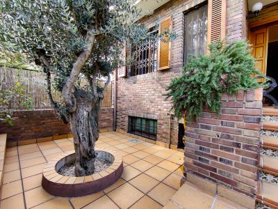 Unifamiliar adosada en Lloguer a Badalona Travessera Montigalà - Joan Amigó I Barriga