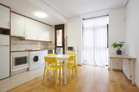Apartment for Rent in Madrid Rosa Menéndez - Tetuán (only Until 10th July)