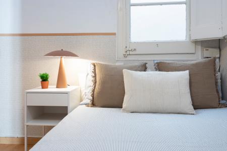 Apartamento para Alugar em Barcelona Nàpols - Aragó