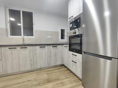 Apartamento para Alugar em Barcelona Gran De Sant Andreu - Sòcrates