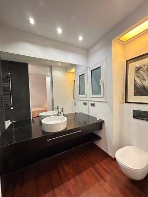 Apartment for Rent in Barcelona De La Costa - Ferran Puig