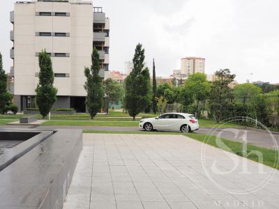 Appartamento in Affitto a Madrid Dulce Chacón - Fuente De La Mora