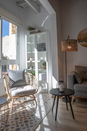 Apartment for Rent in Barcelona Clot - Glories (min 7 Months)