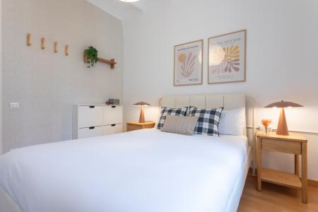 Appartamento in Affitto a Barcelona Avinguda Gaudí - Rosselló