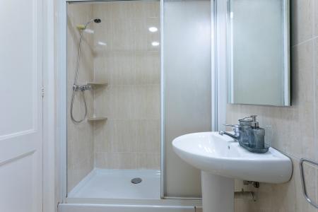 Appartamento in Affitto a Barcelona Avinguda Gaudí - Rosselló