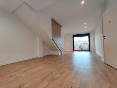 Appartement te huur in Badalona Torrent D´en Grau - Av. Itàlia