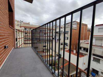 Appartement te huur in Badalona Torrent D´en Grau - Av. Itàlia