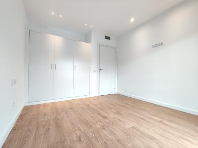 Appartement te huur in Badalona Torrent D´en Grau - Av. Itàlia