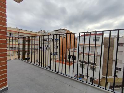 Appartement te huur in Badalona Torrent D´en Grau - Av. Itàlia