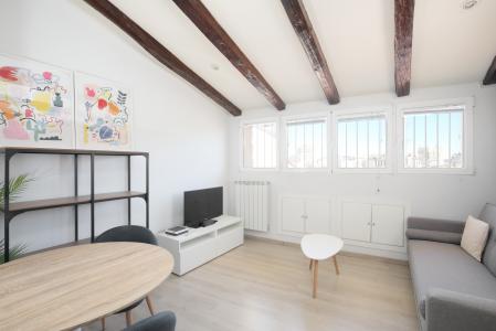 Atico alquiler en Plaza del Angel cerca de la Plaza Mayor