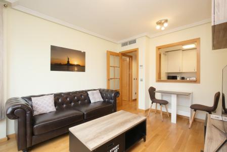 Apartamento en Alquiler en Madrid Bausá - Avenida Pio Xii (parking Included)