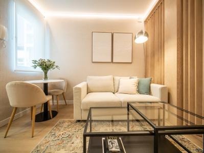 Apartment for Rent in Madrid Calle De Las Huertas-calle De De Jesus