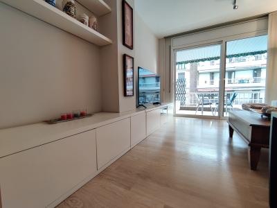 Piso en Alquiler en Barcelona Floridablanca - Rda. Sant Antoni