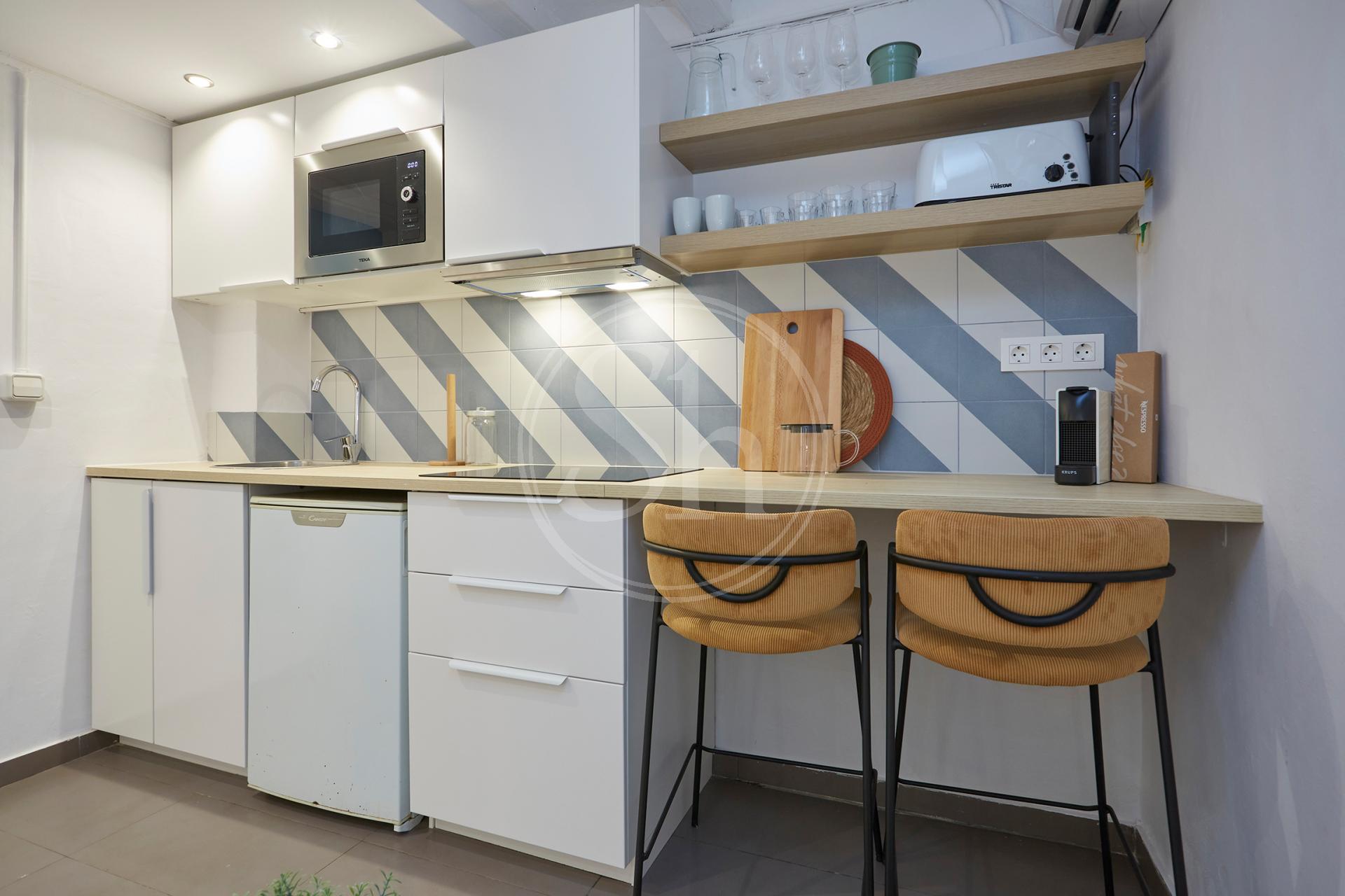 Radas - Av. De Paral·lel | Sants Montjuïc | Barcelona | REF 32DAR1E