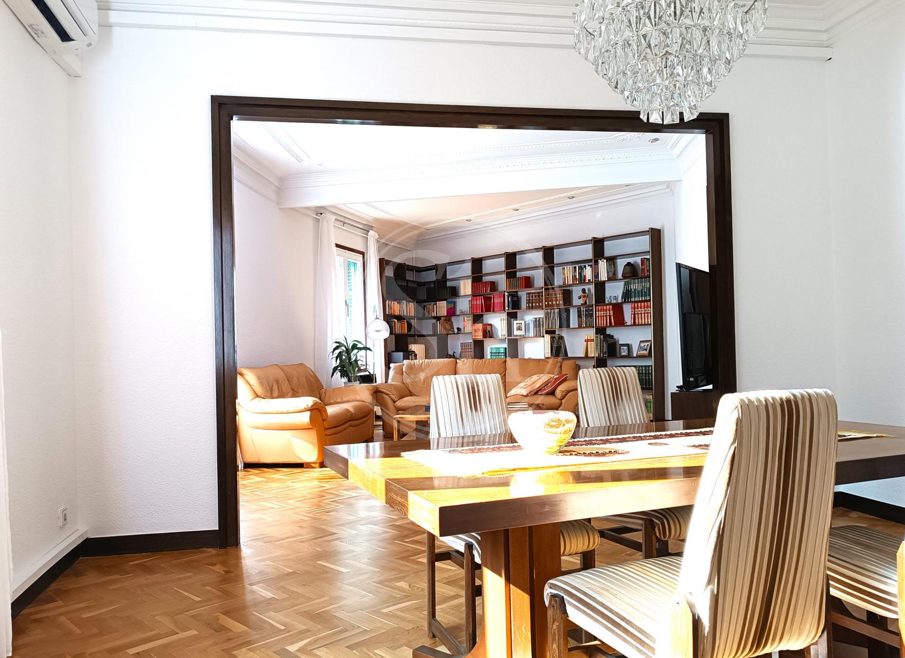 Sant Pere Mes Alt - Via Laietana | Ciutat Vella | Barcelona | REF 231P2AMPS33