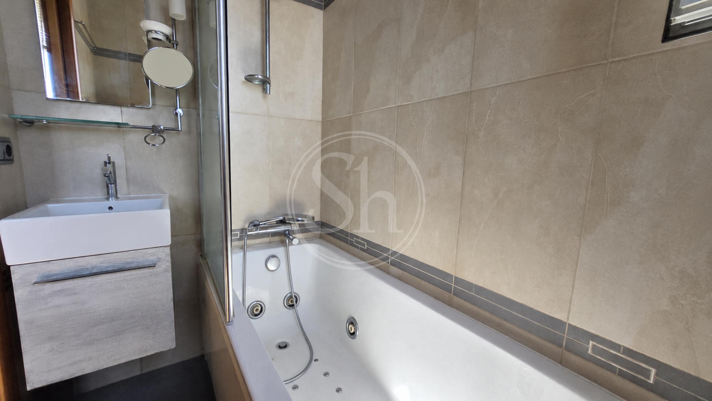 property_image_37