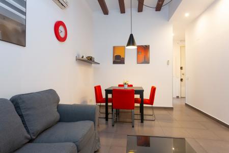 Appartement te huur in Barcelona Passatge Sant Benet - Arc De Triomf