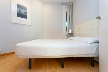 Aquiler apartamento de 4 habitaciones en calle Casanova - Londres