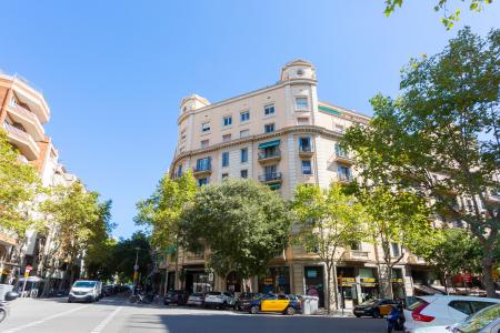 Aquiler apartamento de 4 habitaciones en calle Casanova - Londres
