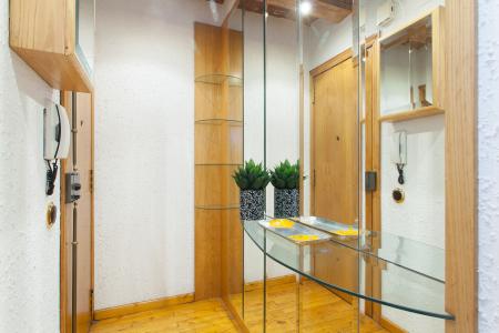 Appartement te huur in Barcelona Vallhonrat - Metro Poble Sec