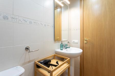 Appartement te huur in Barcelona Hort De La Bomba - Carretes
