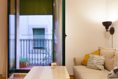 Appartement te huur in Barcelona Hort De La Bomba - Metro Parallel