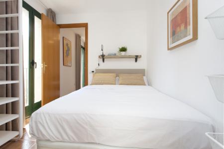 Appartamento con due stanze da letto matrimoniali nel Raval