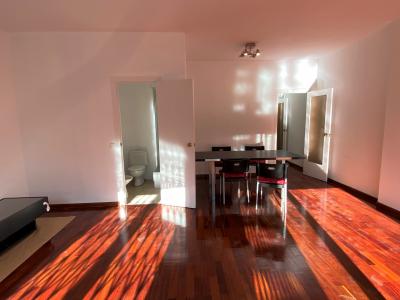 Penthouse te huur in Barcelona Passatge Garcia I Robles - Mare De Déu Del Coll