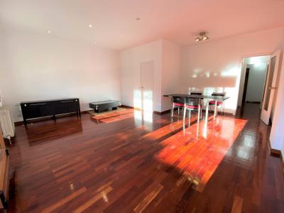 Penthouse te huur in Barcelona Passatge Garcia I Robles - Mare De Déu Del Coll