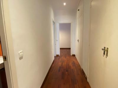 Penthouse te huur in Barcelona Passatge Garcia I Robles - Mare De Déu Del Coll