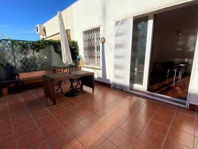 Penthouse te huur in Barcelona Passatge Garcia I Robles - Mare De Déu Del Coll