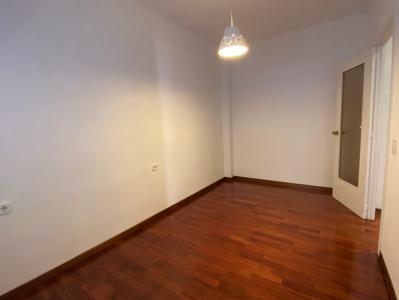 Penthouse te huur in Barcelona Passatge Garcia I Robles - Mare De Déu Del Coll