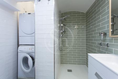 Monolocale con una stanza da letto in affitto in via Vidreria