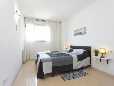 Appartamento in Affitto a breve termine a Barcelona Ramon Turro - Selva De Mar
