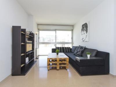 Appartamento in Affitto a breve termine a Barcelona Ramon Turro - Selva De Mar