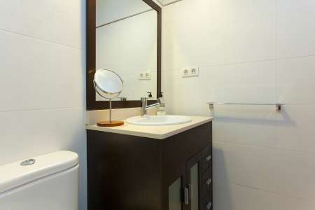 Wohnung zur Miete in Barcelona Sant Gil - Ronda Universitat