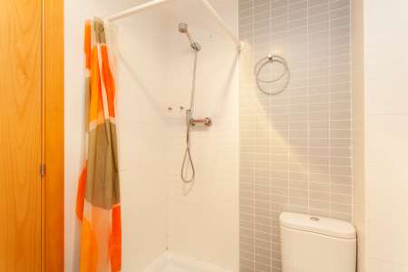 Wohnung zur Miete in Barcelona Sant Gil - Ronda Universitat